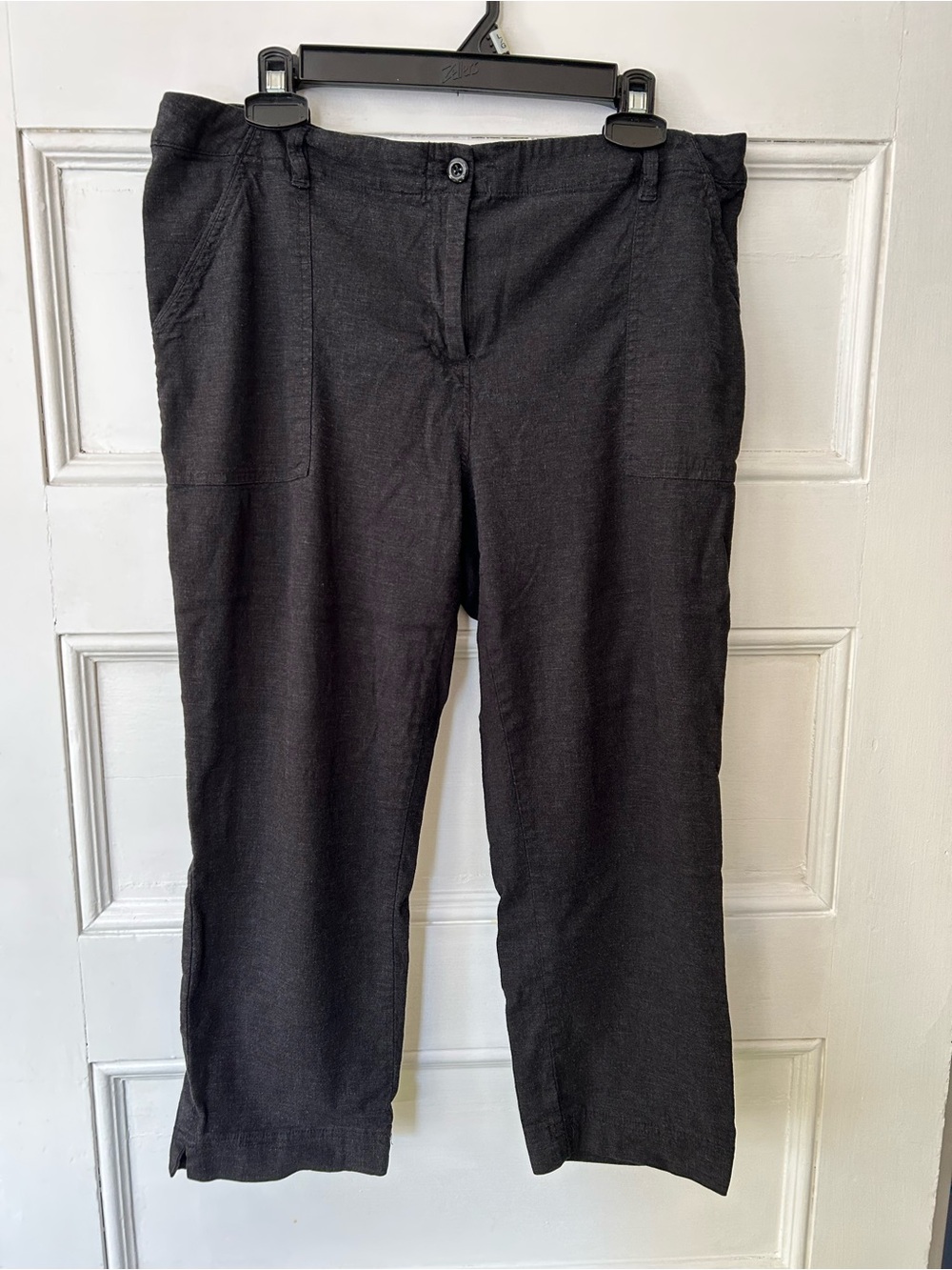 Reitmans Black Straight-Leg Chinos
